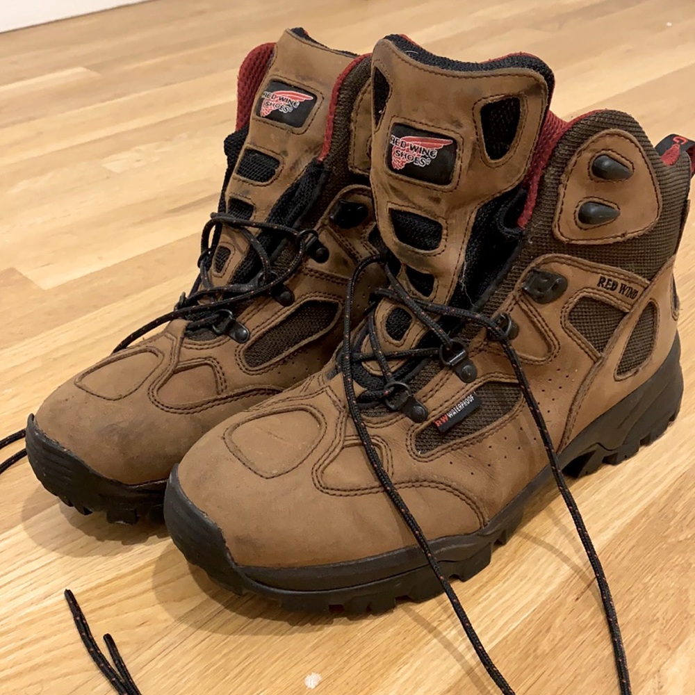 Work boots - Red Wing Shoes. Oil & Slip resisting